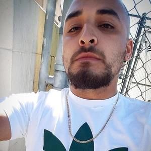 Meet your Posher, Jafet